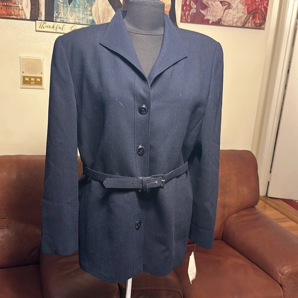 VINTAGE CHRISTIAN DIOR NAVY BLUE WOOL BLAZER WITH WAIST BELT HAVE TWO SM…